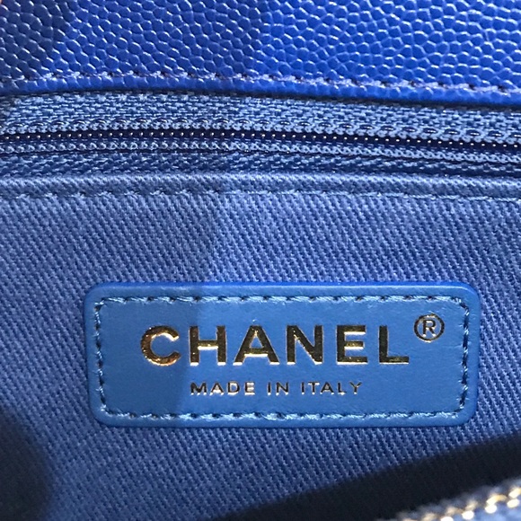 🚨SOLD 🚨CHANEL Coco Handle - Picture 7 of 8